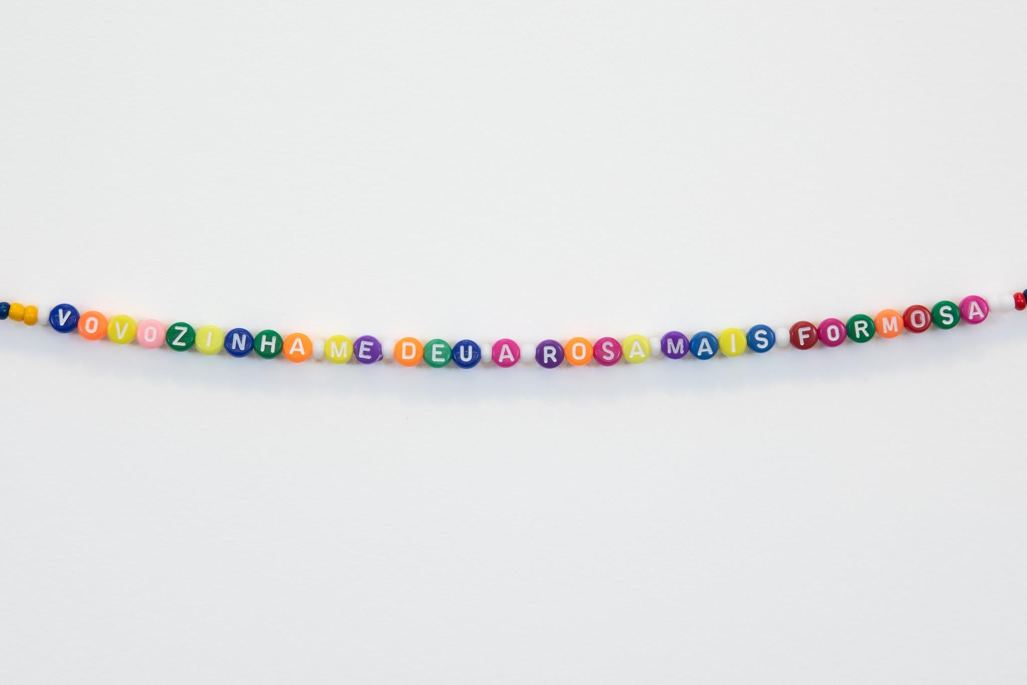 VOVOZINHA ME DEU A ROSA MAIS FORMOSA